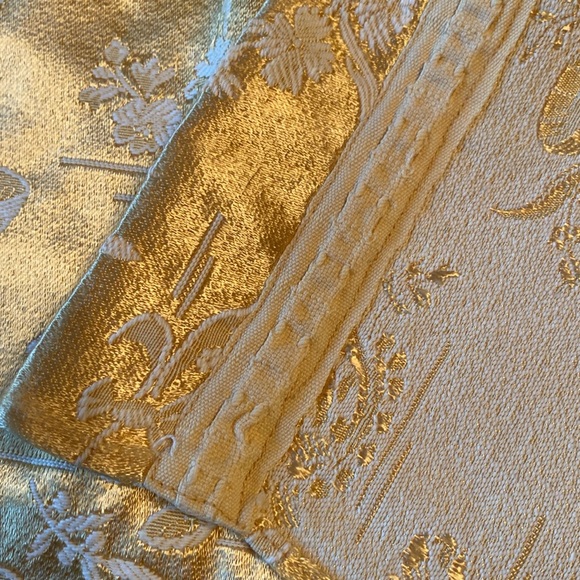 Amazing Antique Pair of Chinoiserie Curtains - Picture 11 of 12